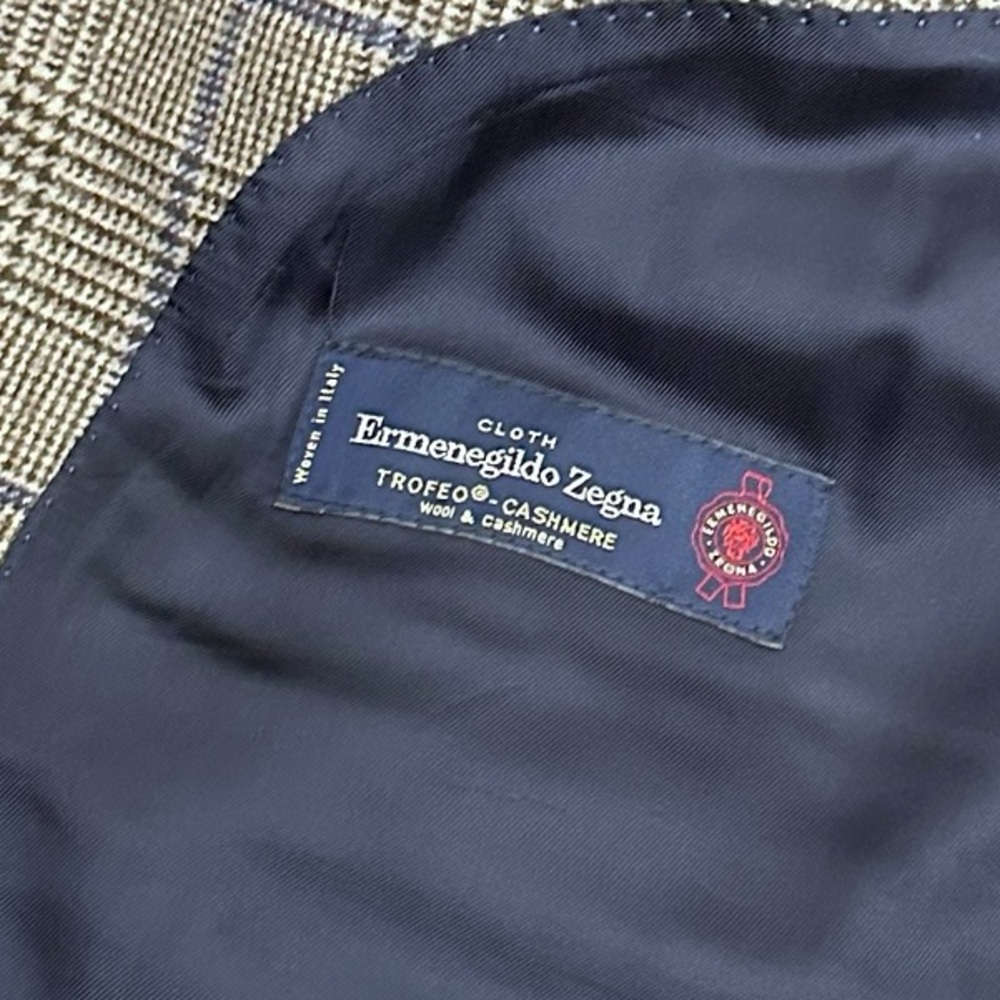 Like New Zegna Windowpane Plaid Cashmere & Wool Sport jacket Blue Gray Sz 50 R - Picture 14 of 17